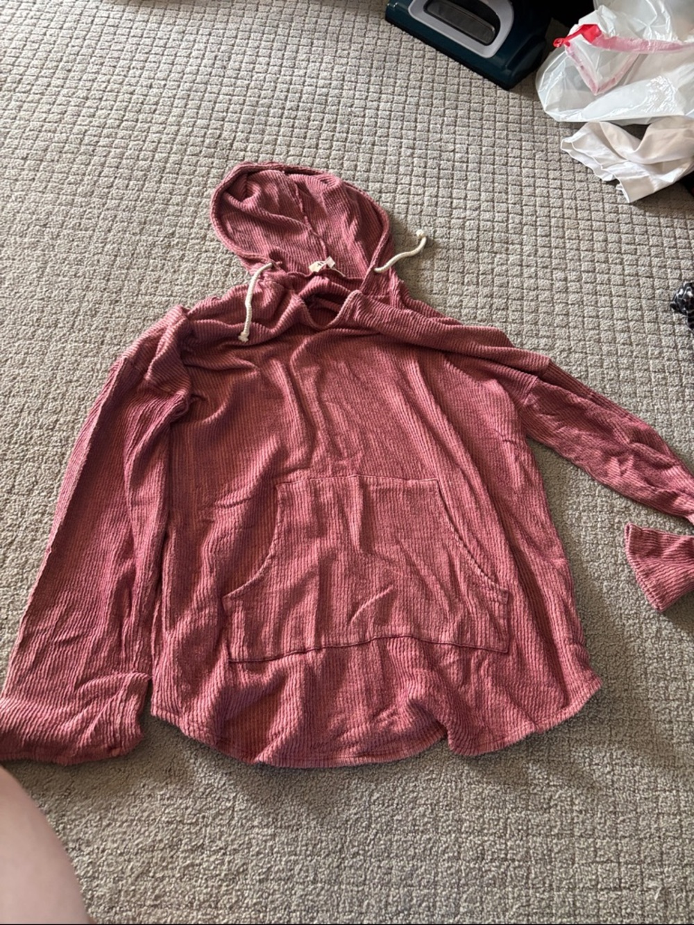 Lightweight Hooded Pullover in Mauve Pink